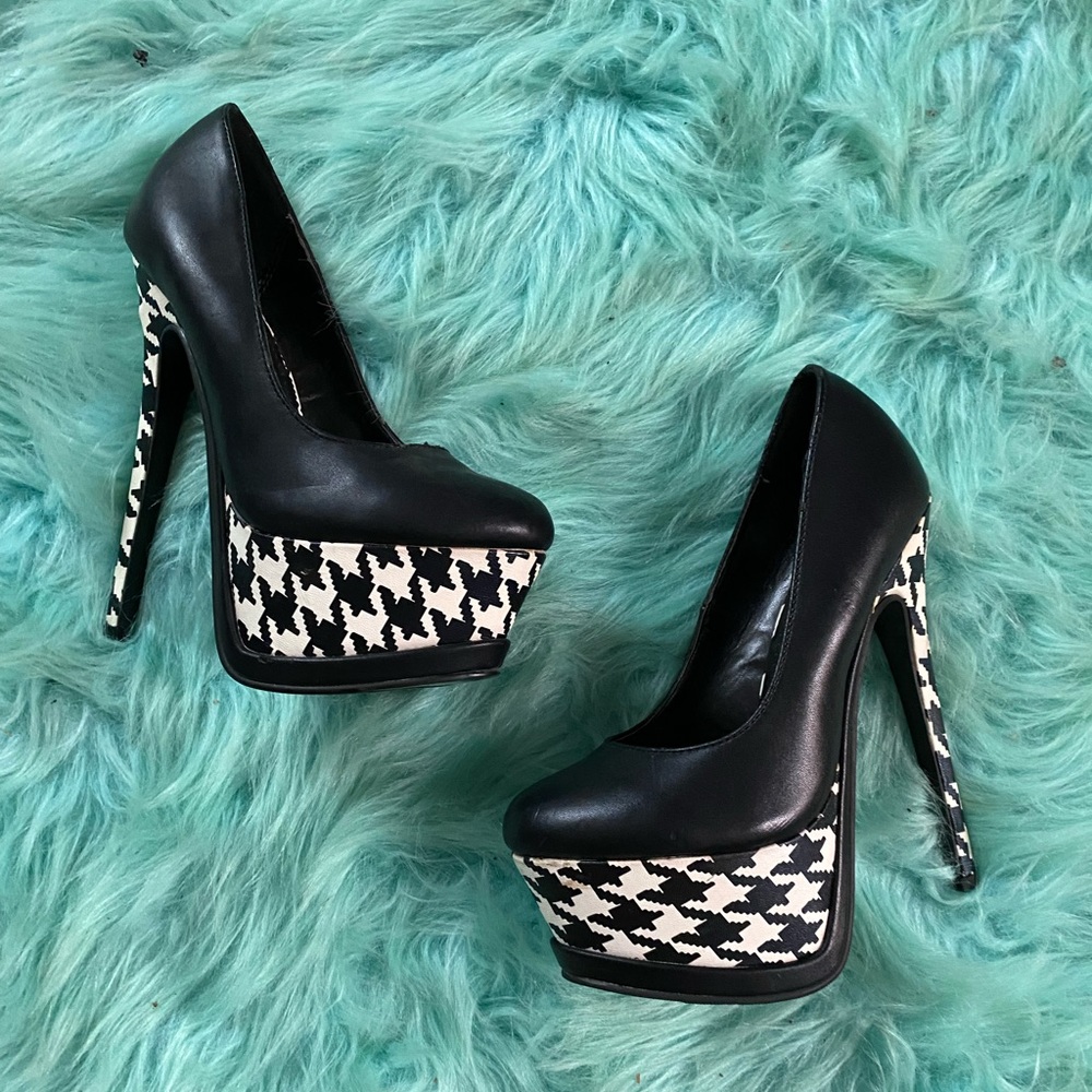 Black houndstooth platform high heels